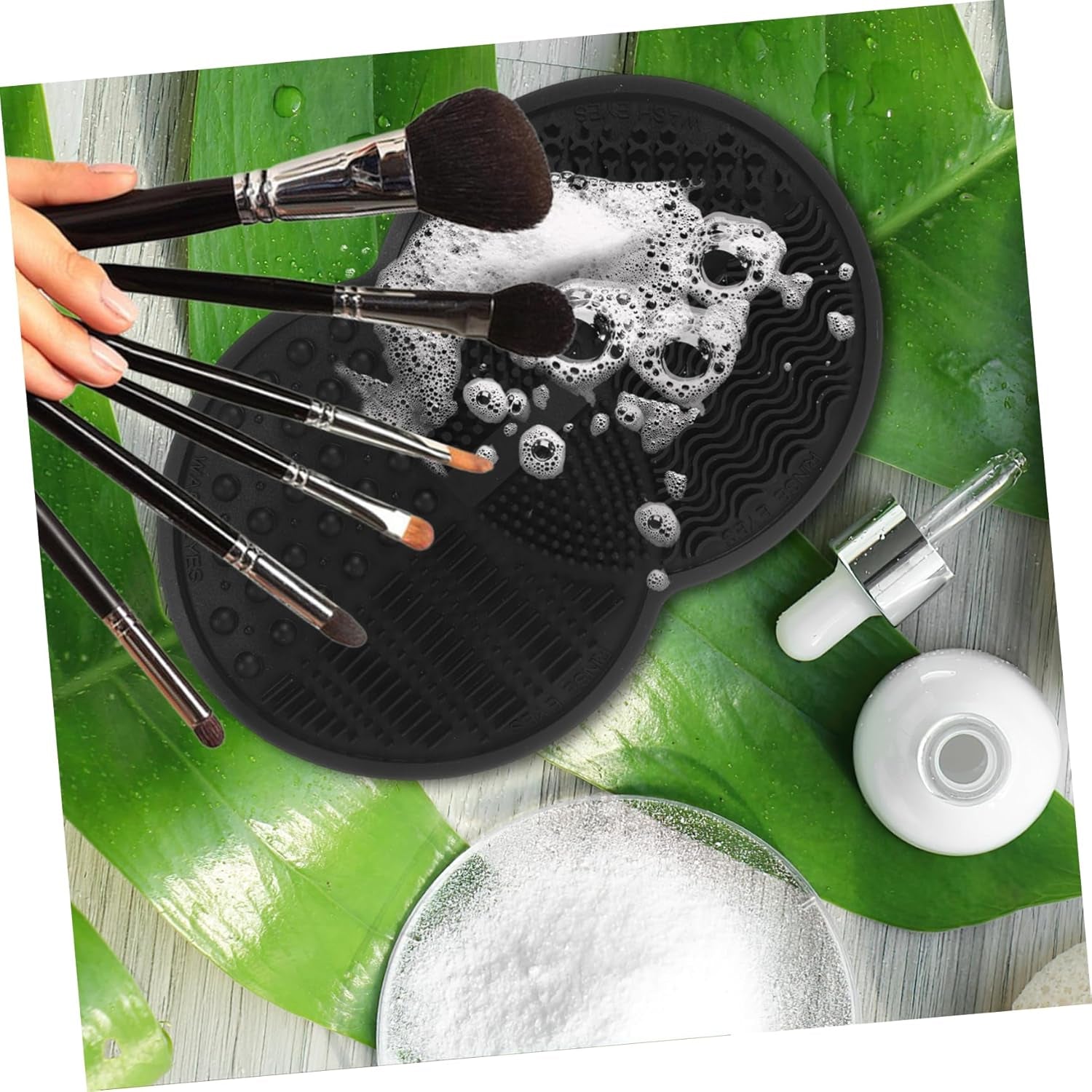 Makeup Brush Cleaner Silicone Brush Cleaning Pad Makeup Tool Cleaning Pad Makeup Tool Cleaner Pad Makeup Brush Cleaning Pad Cleaning Bowl Make Up